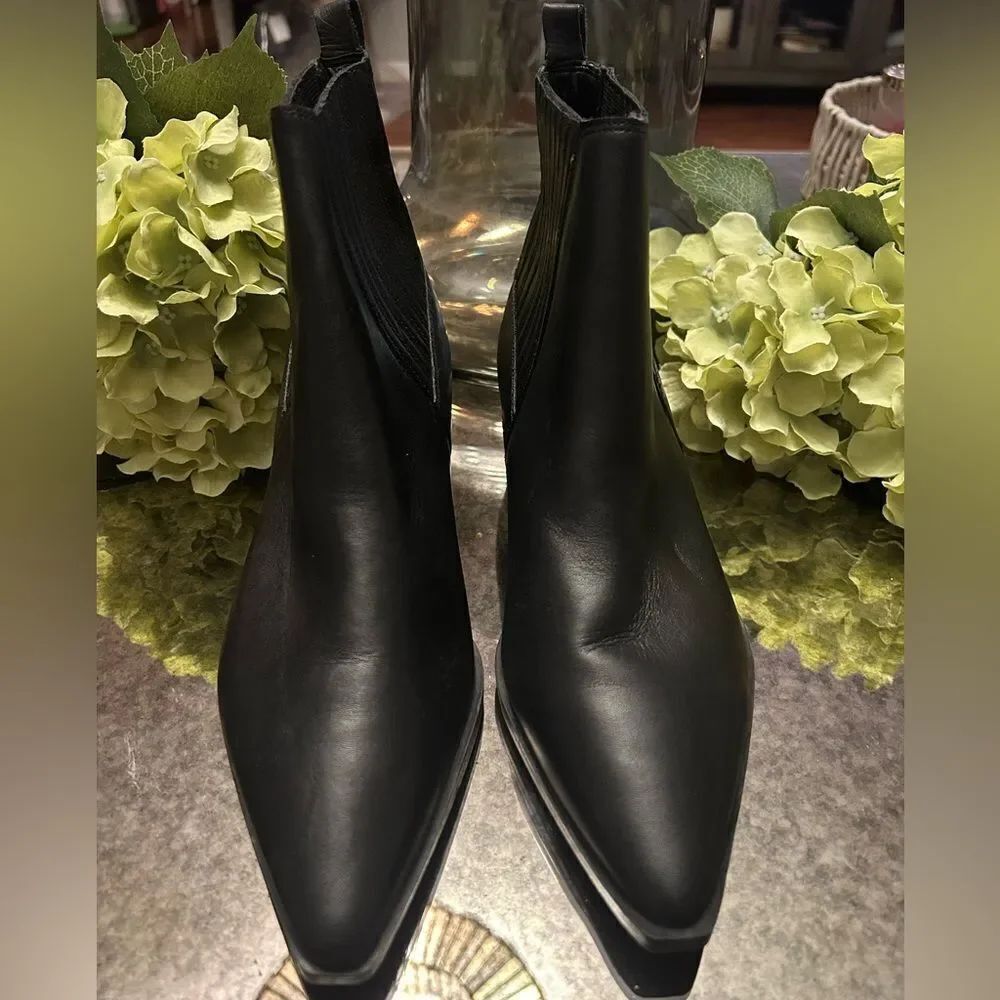 Marc Fisher Ulora Booties - Picture 2 of 4